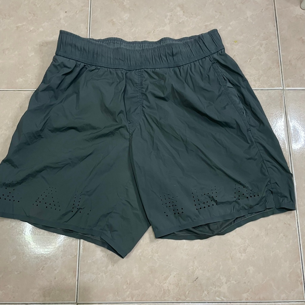 Salewa new logo running pants hijau, tag cut
