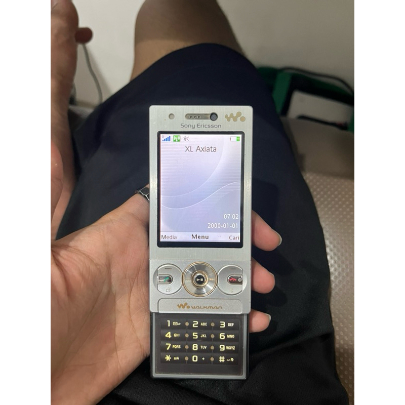 sony ericsson w705