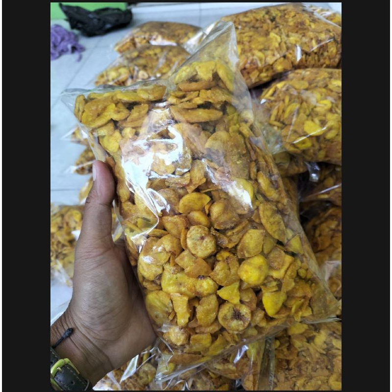 

KERIPIK PISANG MANIS DAN RENYAH + LAGI DISKON + GRATIS ONGKIR + PROMO BESAR BESARAN + BYY ALEE. keripik pisang ukuran 1000gram