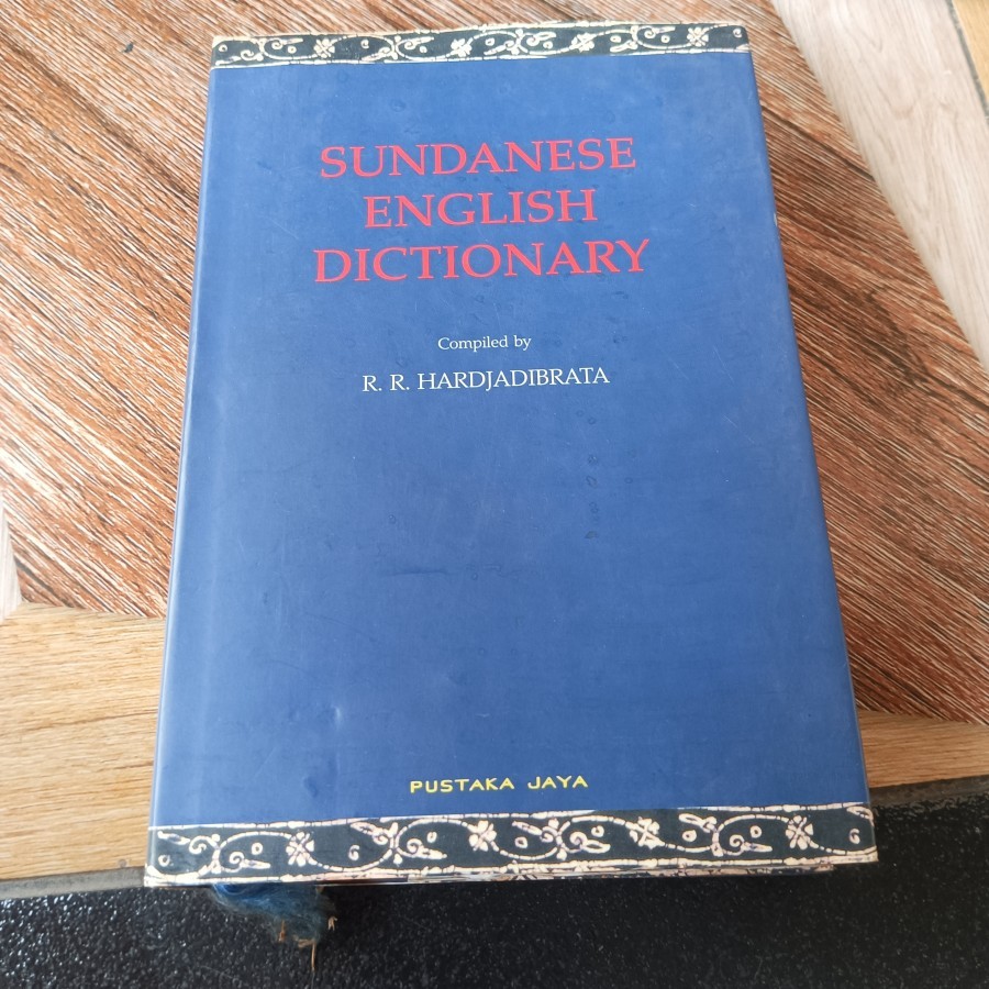 Kamus Sundanese English Dictionary