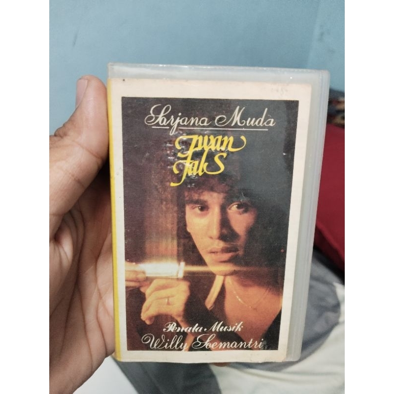 kaset iwan fals sarjana muda