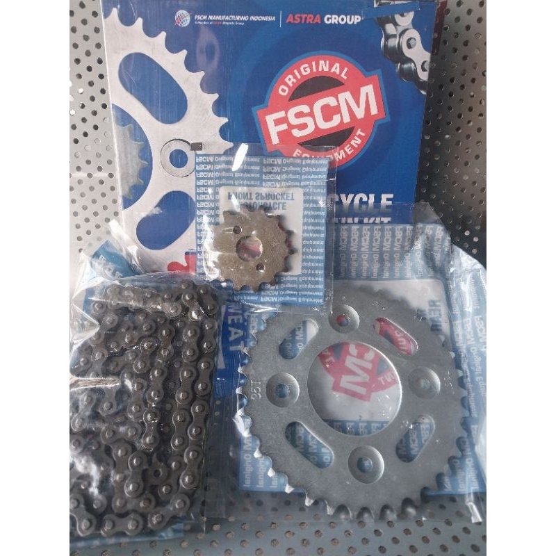 GEAR SET MOTOR HONDA SUPRA X 125 HELM IN 100%ORIGINAL FSCM