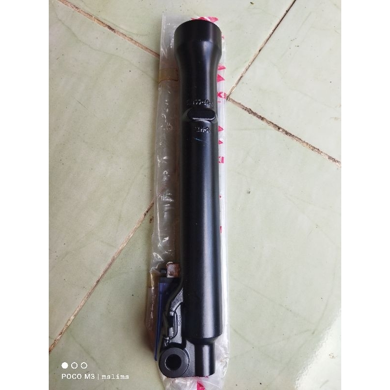 tabung shock depan kiri Suzuki spin 125 original SGP