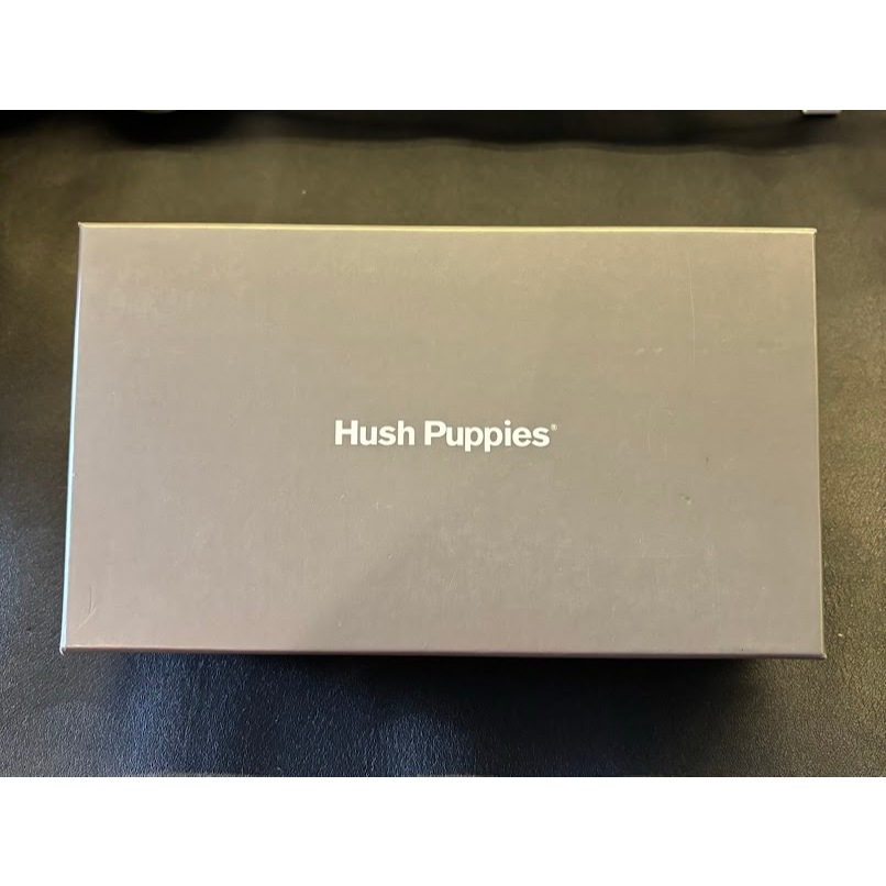 

Hush Puppies Box Original 100%