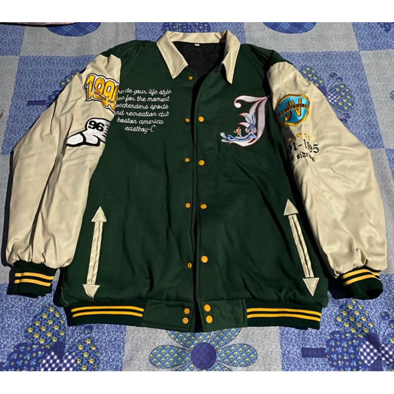 varsity jakarta vibes Sz XXL