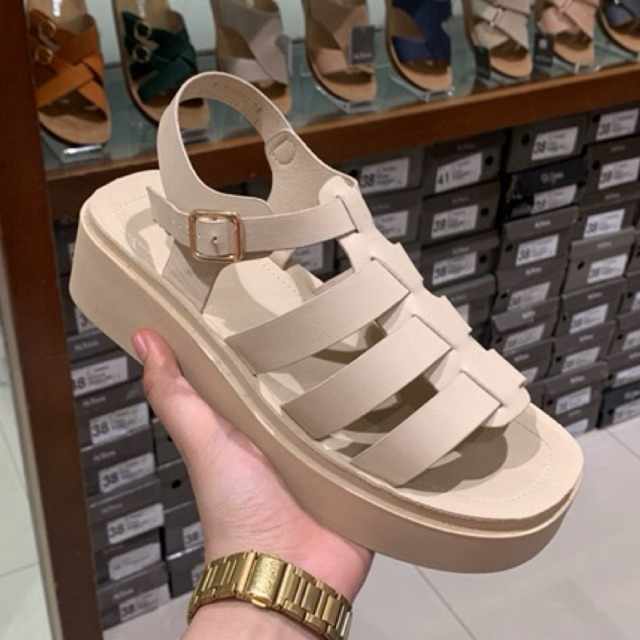 Sendal sepatu NEVADA