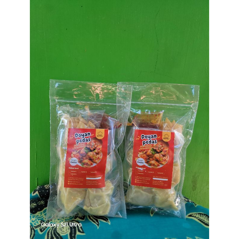 

MAKANAN VIRAL WONTON KUAH/SUP PANGSIT CHILLI OIL INSTAN KOMPLIT DENGAN BUMBU BAWANG