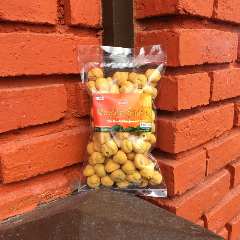 

Royale Snack - Kue Sus Coklat