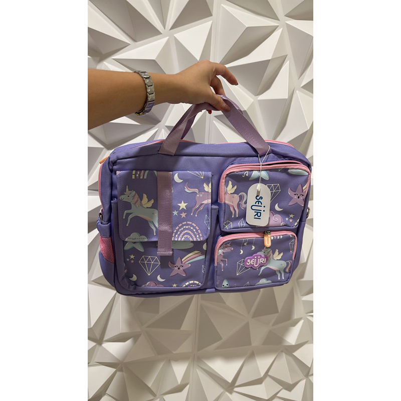 TAS SEKOLAH DARI BRAND SEURI