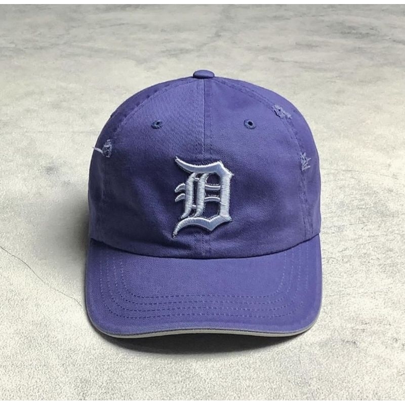 Topi MLB Detroit Tigers Distressed Strapback Cap