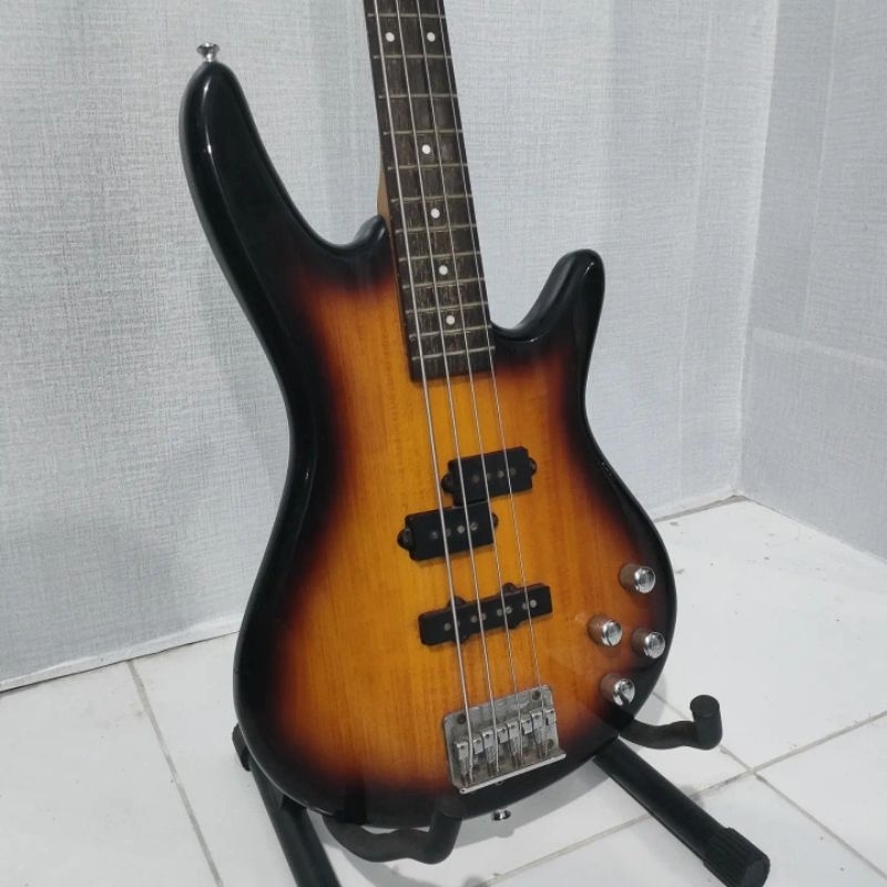 Bass Ibanez Gio GSR200 Active