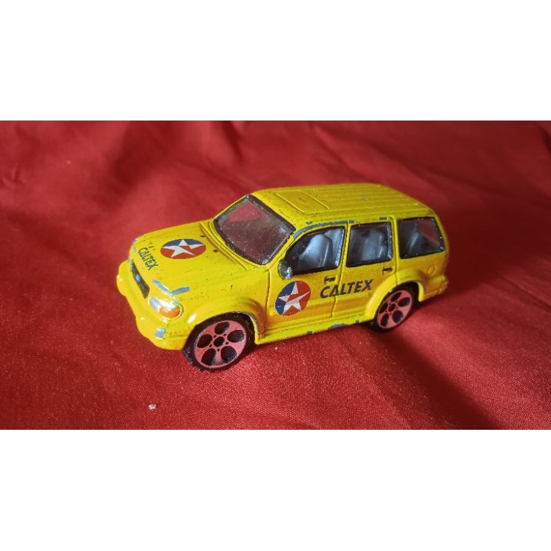 Realtoy Ford explorer Caltex 1:32