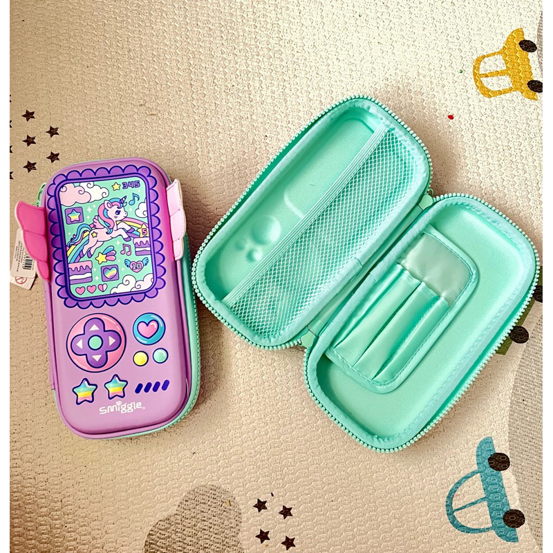 

kotak pensil Smiggle