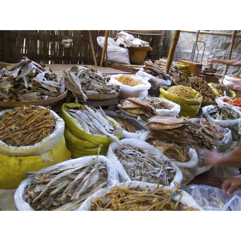 

Produk kering pasar pagi flamboyan