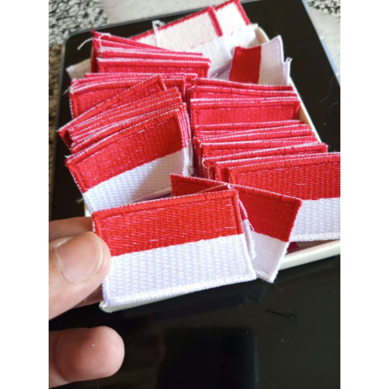

BENDERA MERAH PUTIH UKURAN 3X5CM