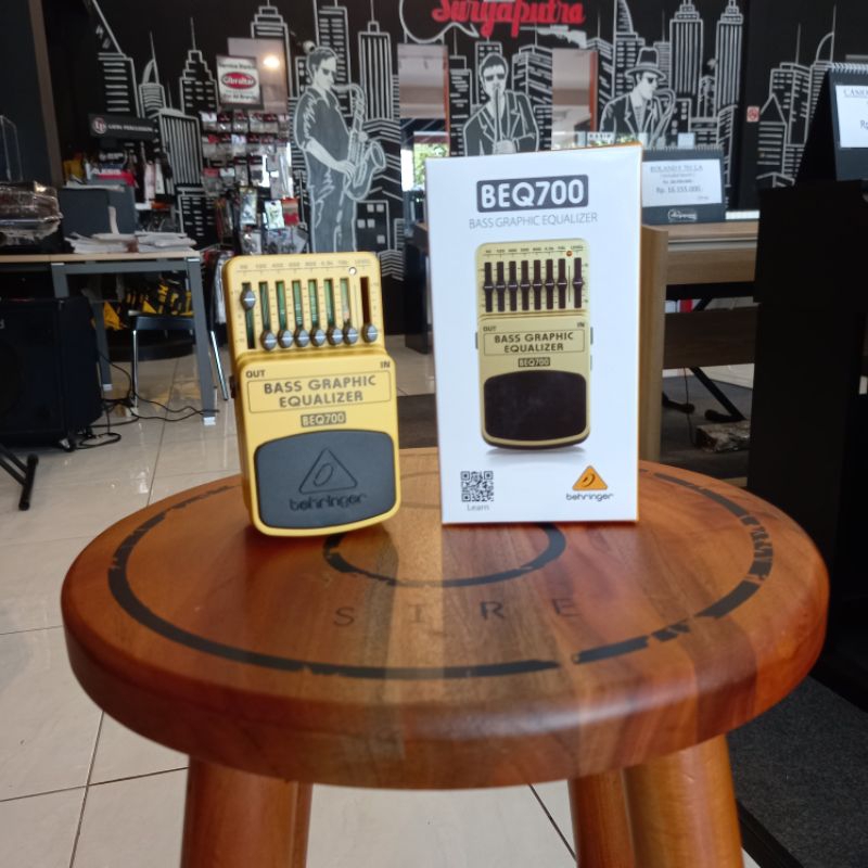 Behringer BEQ 700 Ultimate 7-Band Graphic Equalizer