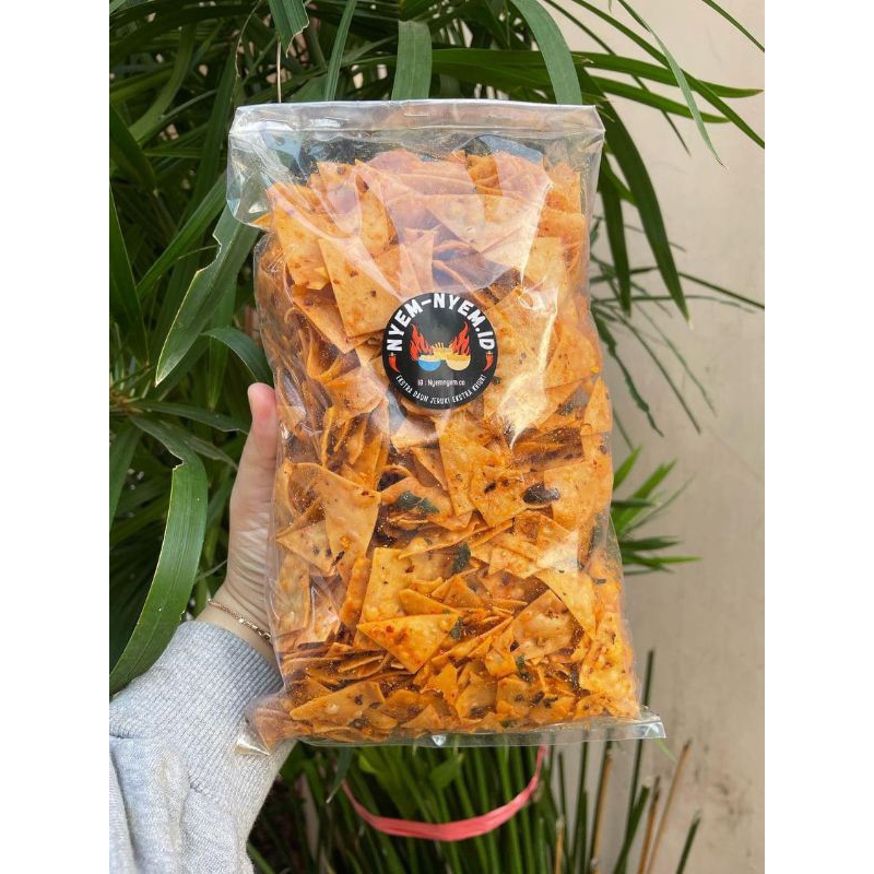 

Keripik Pangsit Daun Jeruk 500 Gr