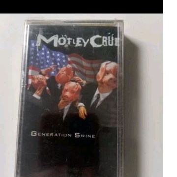 Kaset Pita Motley Crue - Gemeration Swine Segel