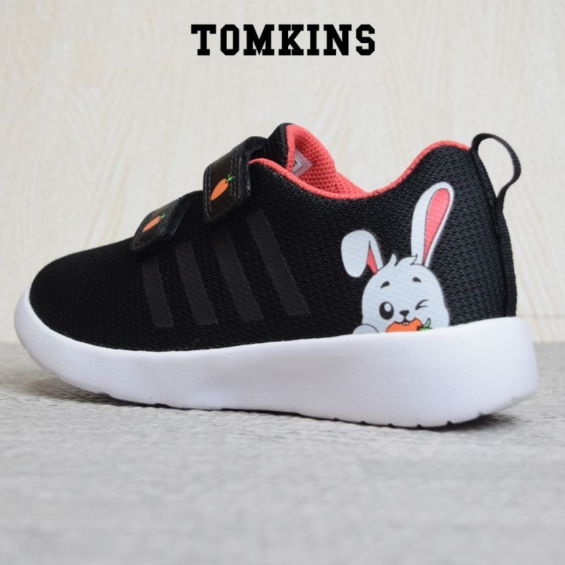 Sepatu Tomkins GRIMSBURG hitam jingga untuk anak perempuan