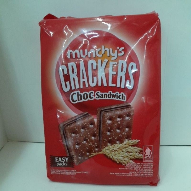 

Munchy Cracker Choc Sandwich