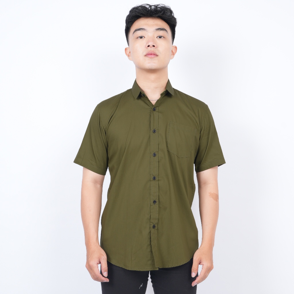 819 Kemeja Pria Lengan Pendek Polos Hijau Army Green Casual Formal