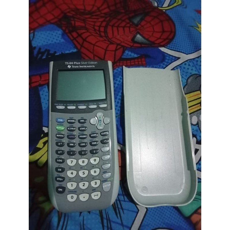 

kalkulator Texas instruments TI-84 plus silver edition