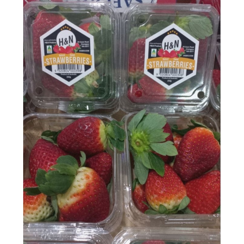 

Strawberry Australia Jumbo Premium 250 Grm