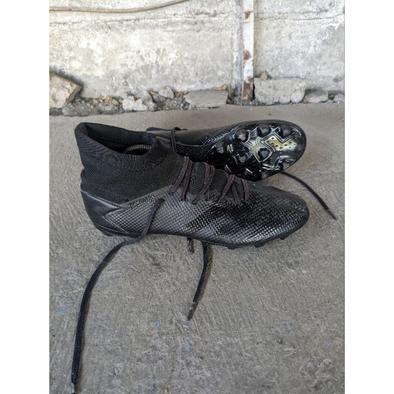 Sepatu Bola Adidas Predator 20.3 Black Size 44 Second