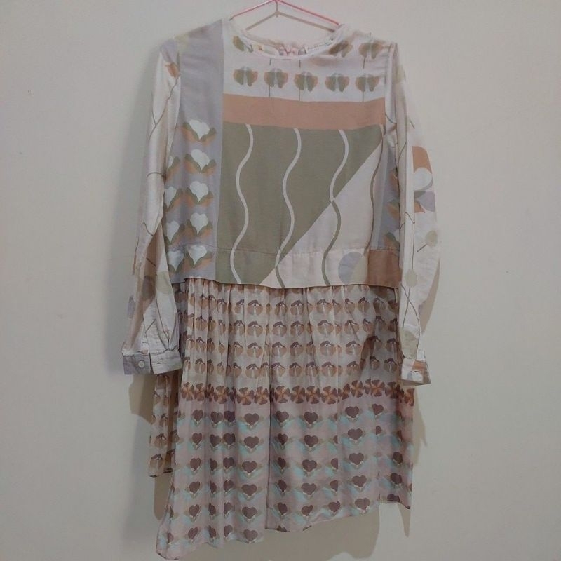 PL / preloved blouse ria miranda