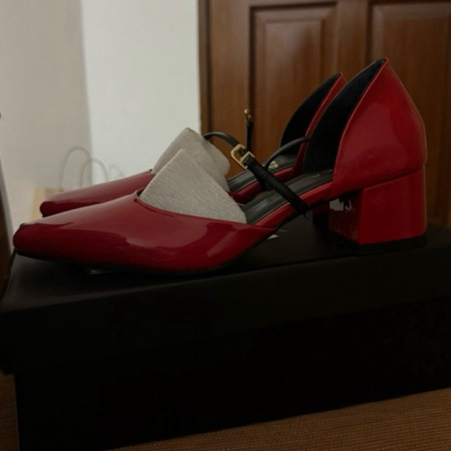 INPACA Geneve Mary Jane Block Heels preloved