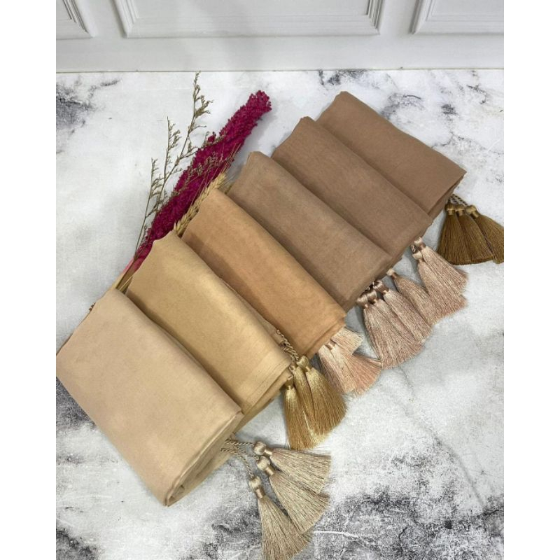 Hijab Segi Empat Paris Tasel | Paris Tasel