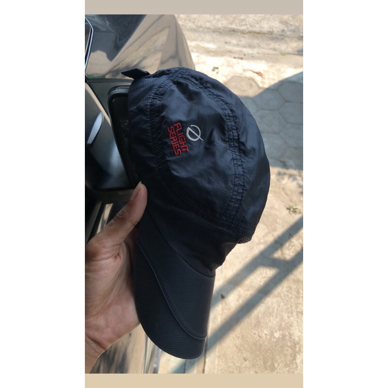topi tnf