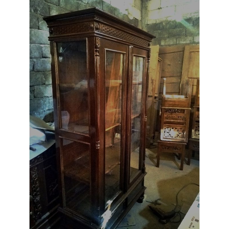 lemari pajangan full jati jepara cantik minimalis