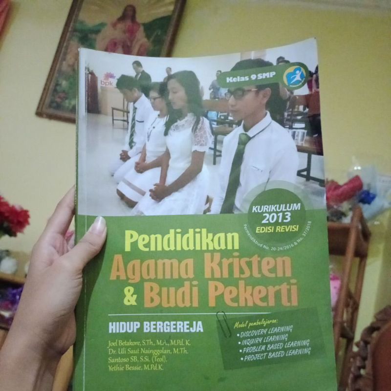 buku pendidikan agama Kristen & Budi pekerti kls 9