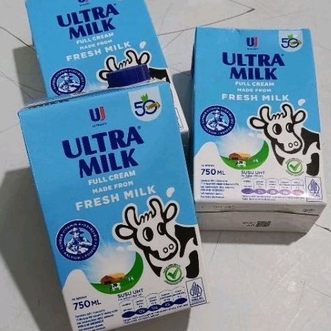 

ULTRAMILK susu full cream 750ml