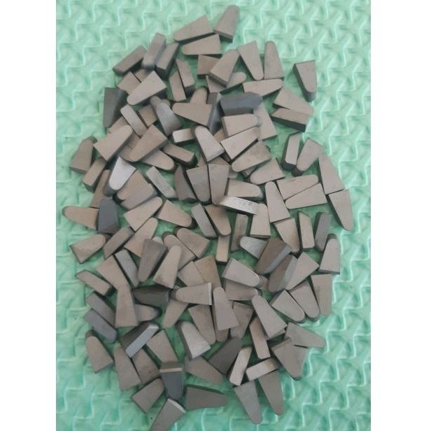 Mata Widia YG6 G12 Pahat Bubut Widia / Mata Bor Sumur Baru