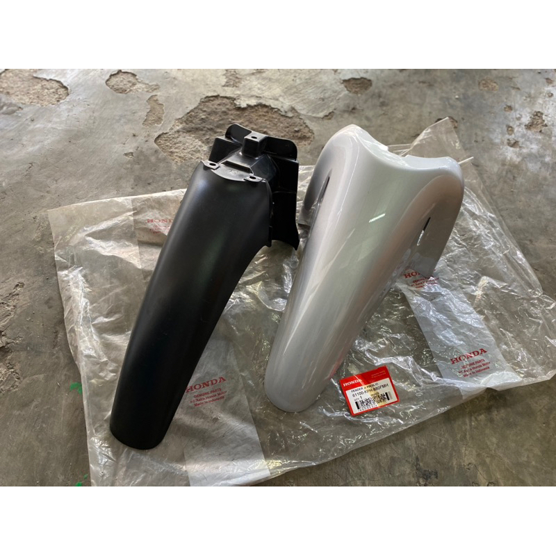 Spakbor depan honda karisma ori original silver 61100-kph-880fmh 61200-kph-880