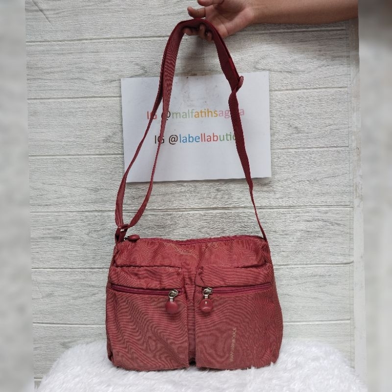 Mandarina Duck Sling Bag Tas Wanita