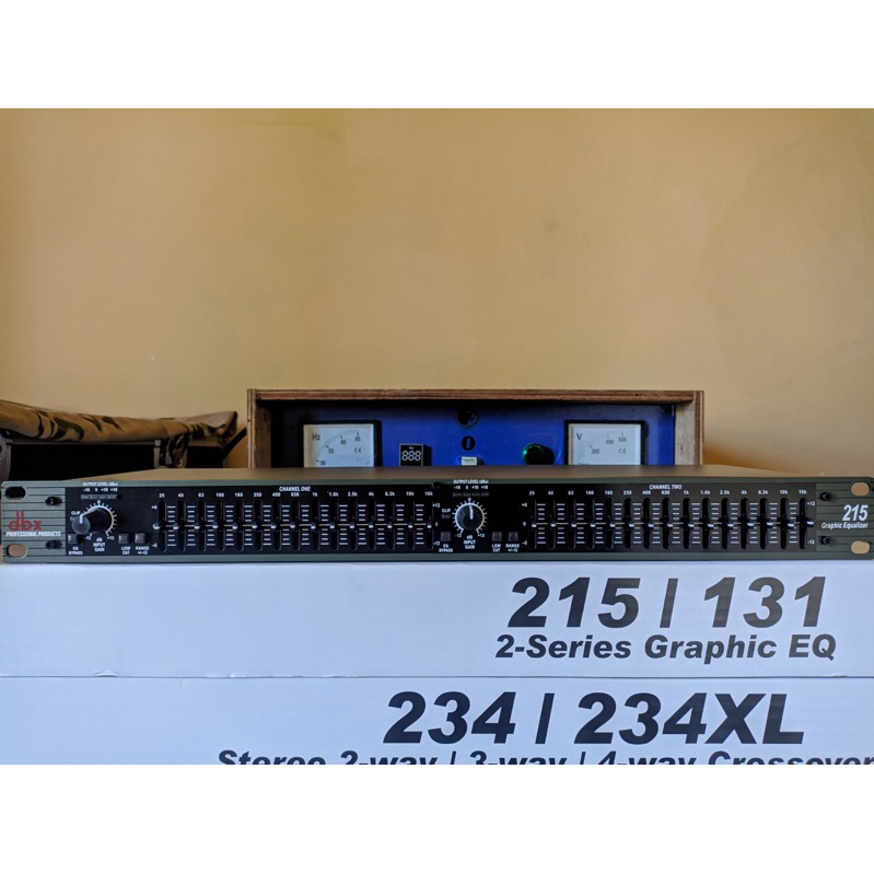 equalizer dbx 215/131 /ekualiser dbx 215/131 /mixer equalizer dbx 215/131