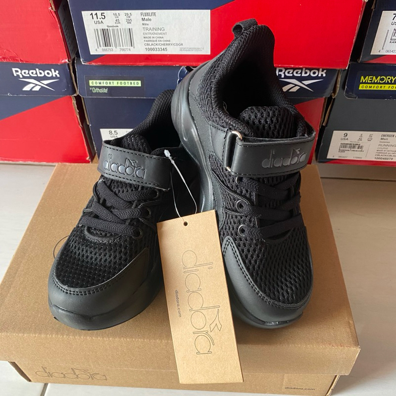 Sepatu Anak Diadora Hitam Hubert Sneakers Slip On Casual Original Store