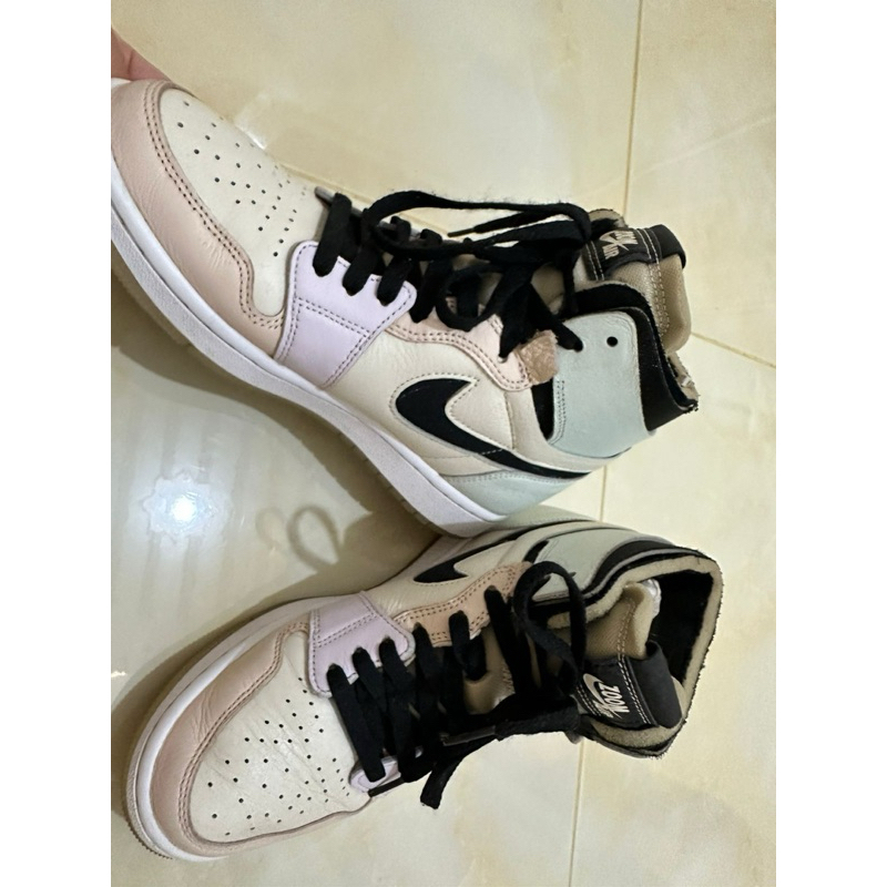 Air Jordan 1 High Zoom Easter