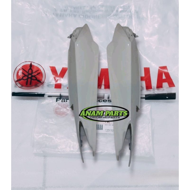 BODY BELAKANG YAMAHA JUPITER MX NEW 135 PUTIH ORIGINAL YAMAHA YGP
