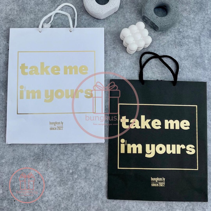 

PAPER BAG PREMIUM TEBAL WARNA LUAR DALAM PAPER CRAFT GIFT BAG TAS HADIAH TAS KADO EXCLUSIVE