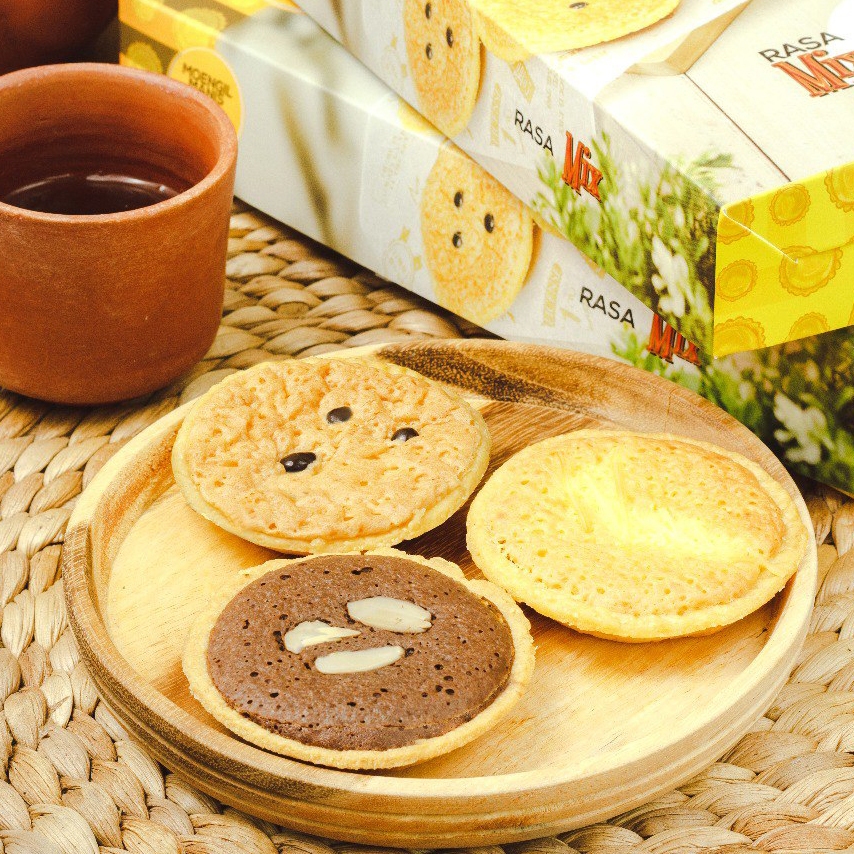 

Pie Susu | Moengil Manis Oleh Oleh Jakarta | Ready Stock