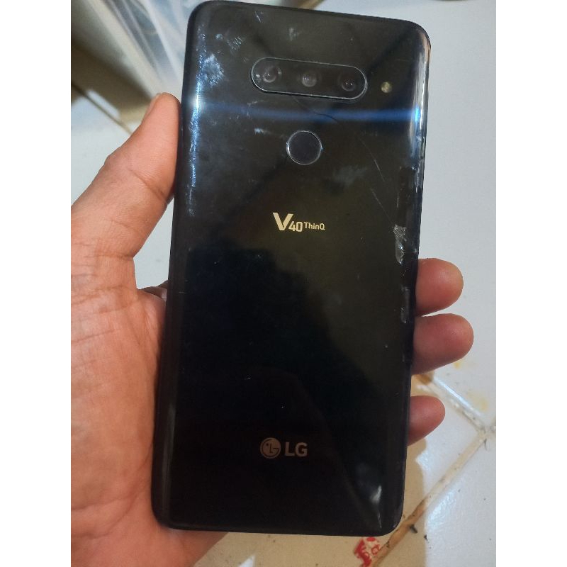 unit _LG v40 thinq mesin hidup normal,,lcd rusak