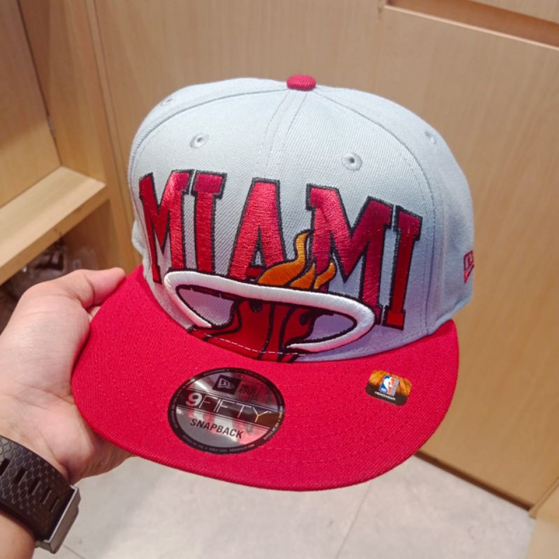 TOPI NEW ERA 9FIFTY SNAPBACK MIAMI ORIGINAL