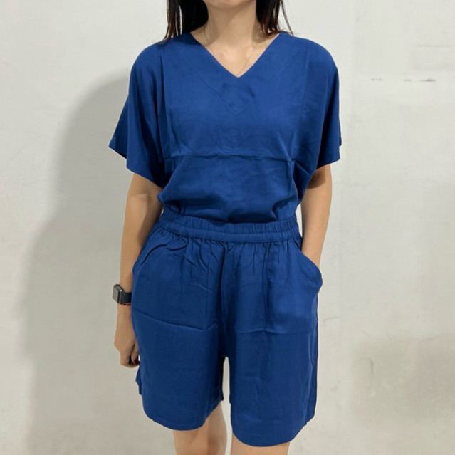 Stelan / Stelan Wanita (Top+Pants) / Celana Pendek / Jumbo / Motif Polos / Bahan Rayon / ST352