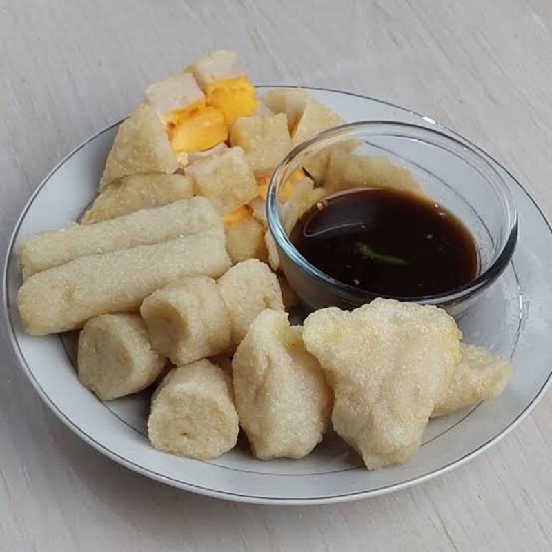 

pempek palembang asli tenggiri