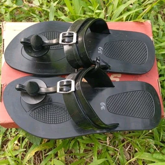 Sandal karet ban pria/Sandal ban karet