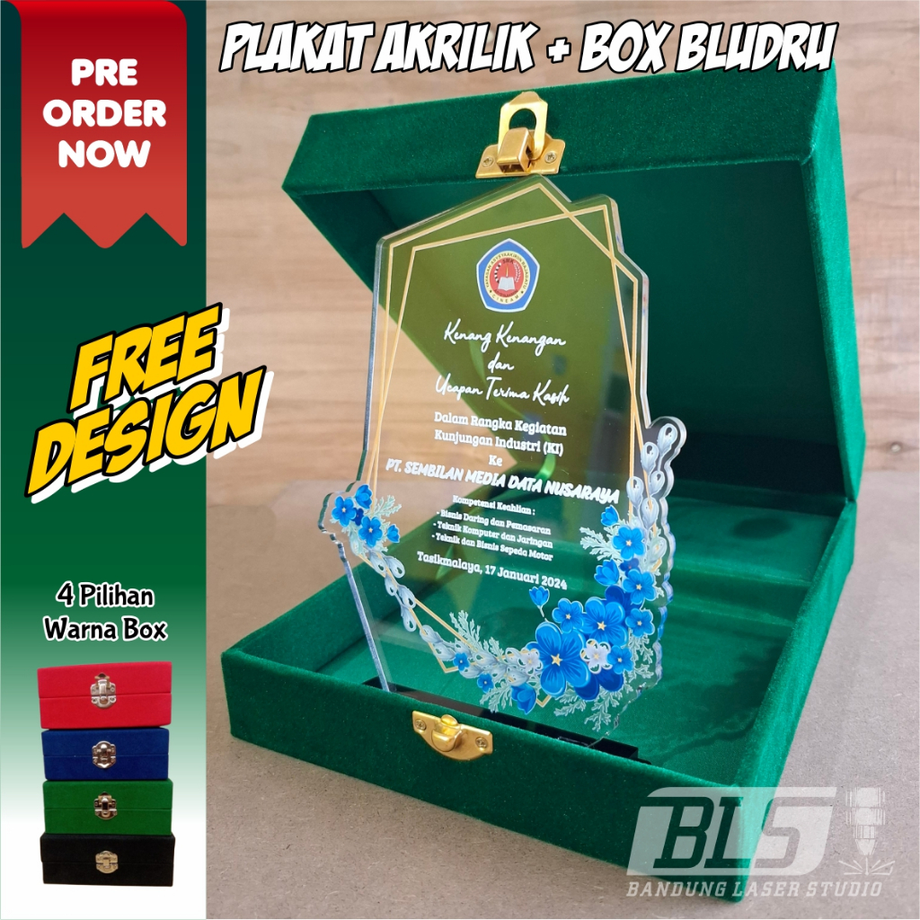 PLAKAT Akrilik Tebal 8 MM + Box beludru UKURAN 20 x 10 & 15 x10 Kado Wisuda KKN